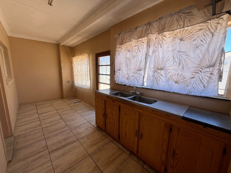 4 Bedroom Property for Sale in Keimoes Northern Cape
